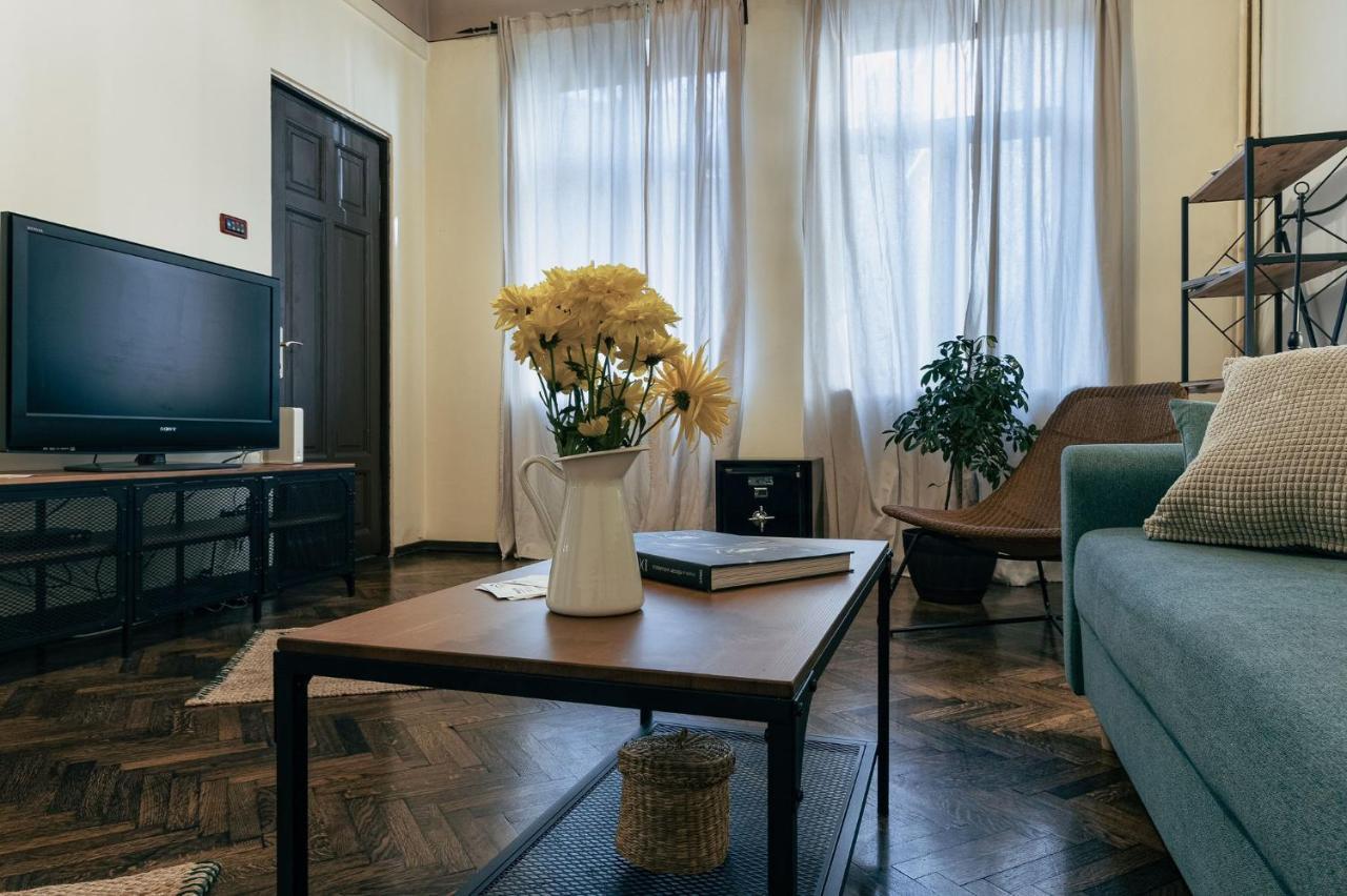 Sweet Dreams Suites Piata Romana Бухарест Екстер'єр фото